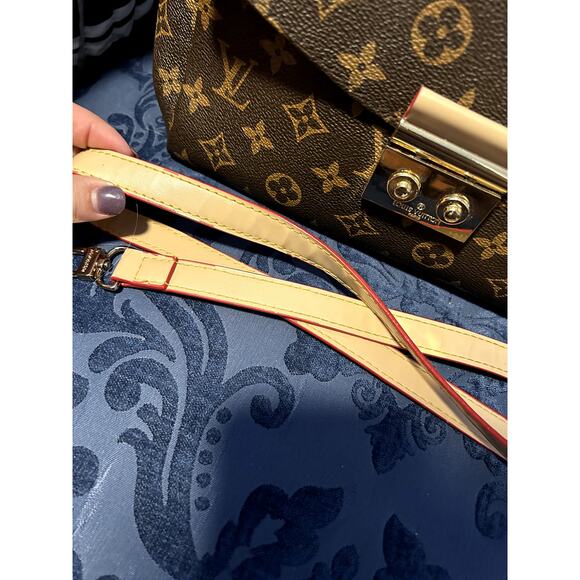 Discontinued Louis Vuitton Logo Croisette Damier Ebene in Near Mint Condition - Picture 11 of 13